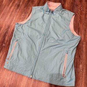 Men’s Large Peter millar reversible vest with zipper.